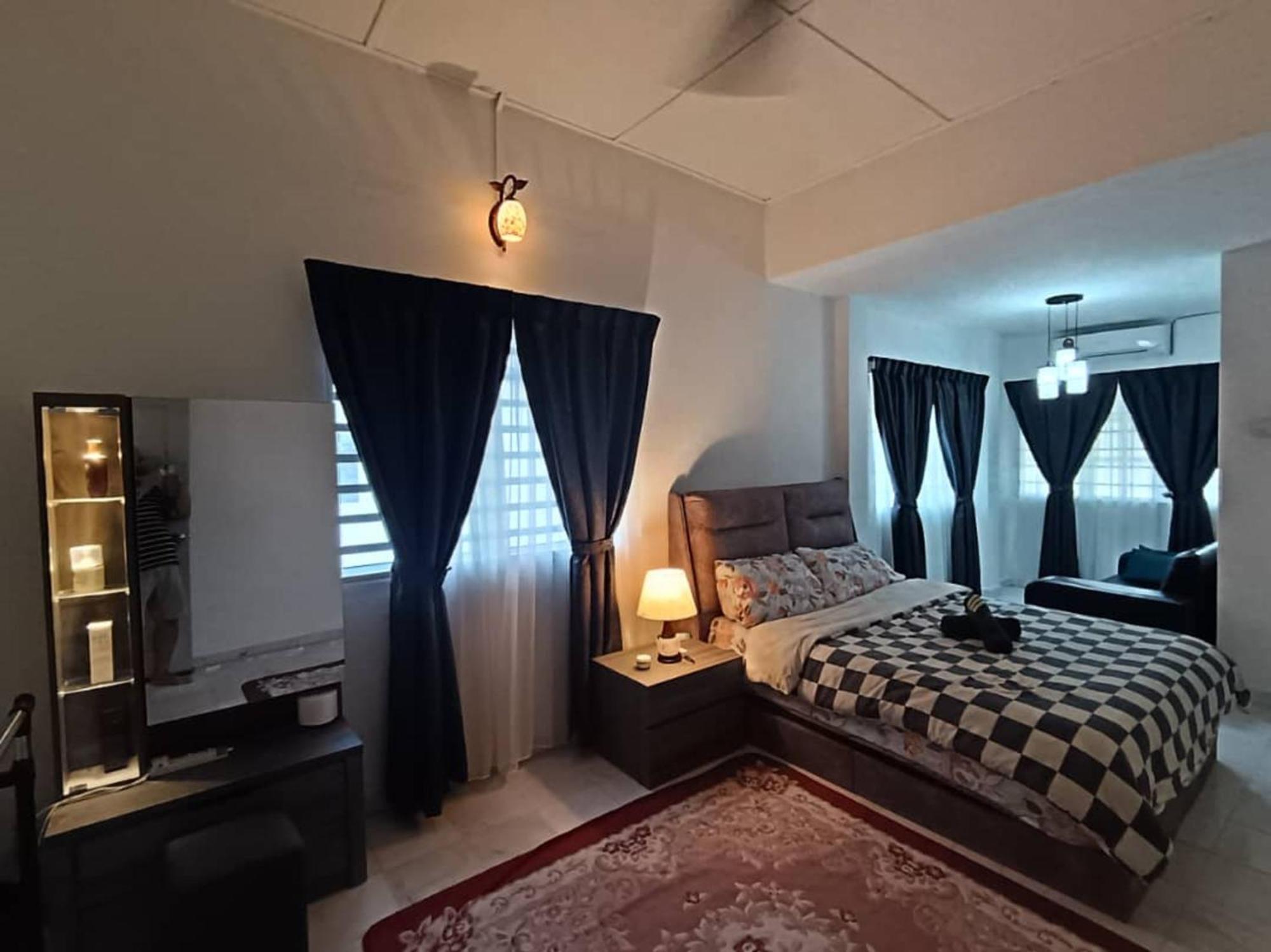 Grey Fantasy Homes, Taman Perak Ipoh - 12 guests Exterior foto